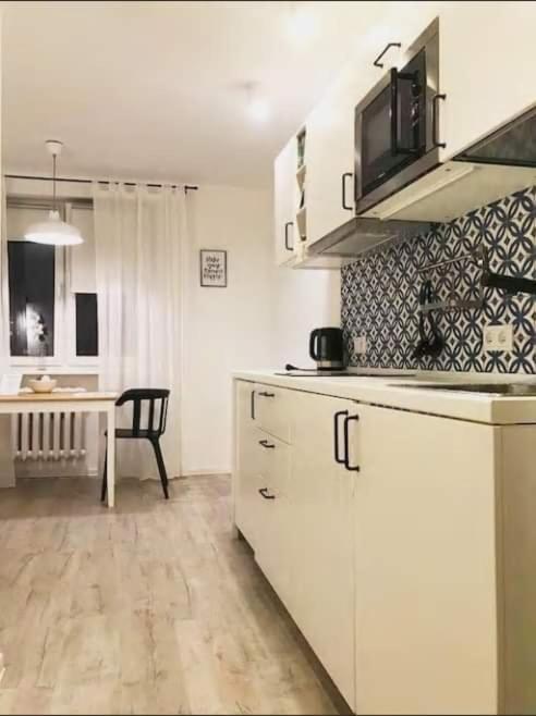 Apartamenty Centrum Varşovia Exterior foto