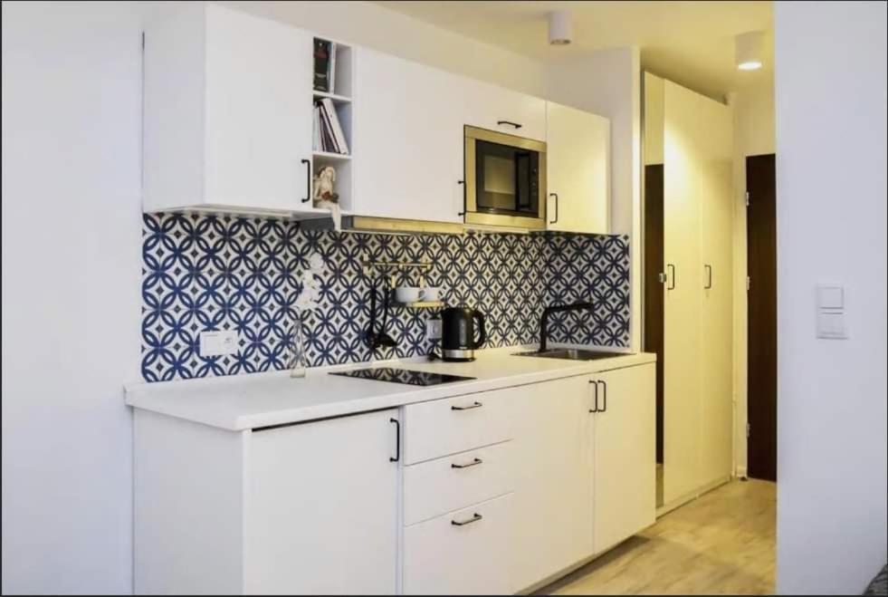 Apartamenty Centrum Varşovia Exterior foto